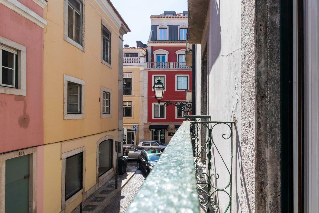 Perfect, Cool, Aircon, 2 Beds 2 Bath Location Lisbon